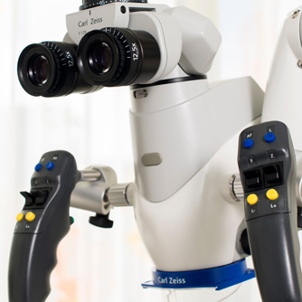 Das elektronische OP-Mikroskop für die Wurzelkanalbehandlungen